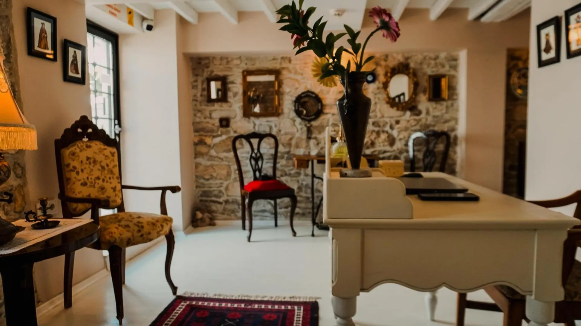 1870'S Tas Konak Otel - Sanat Sokagi Izmir Türkei