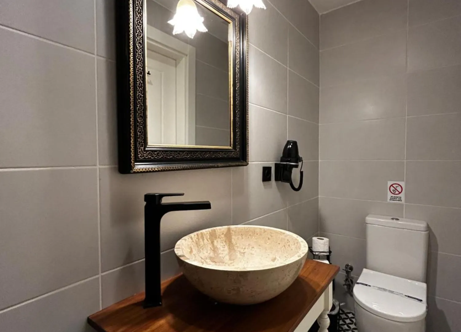 Hotel 1870'S Tas Konak Otel - Sanat Sokagi Izmir