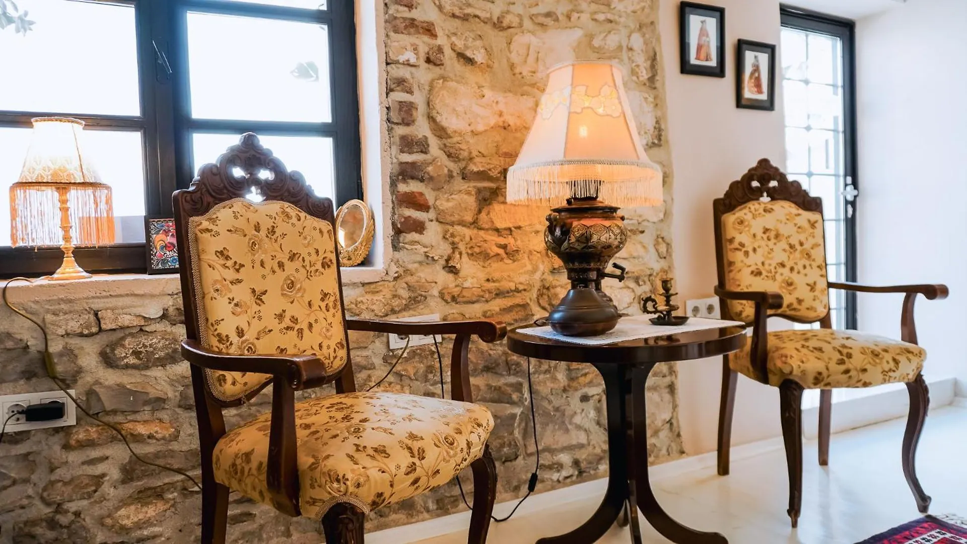 1870'S Tas Konak Otel - Sanat Sokagi Izmir Hotel