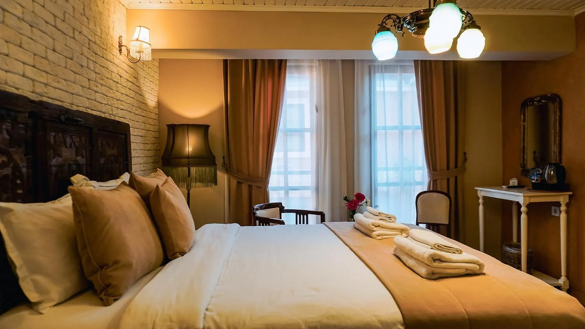 1870'S Tas Konak Otel - Sanat Sokagi Izmir 0*,